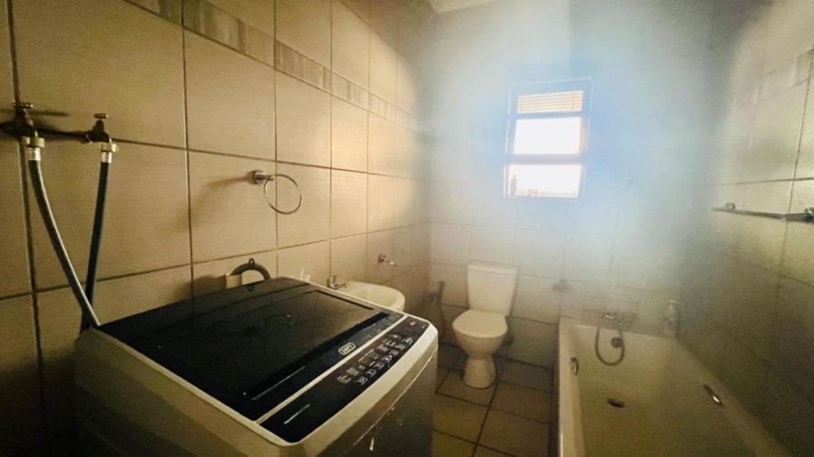 3 Bedroom Property for Sale in Kutlwanong Northern Cape